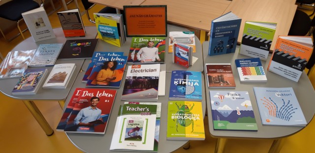 Jauno grāmatu izstāde